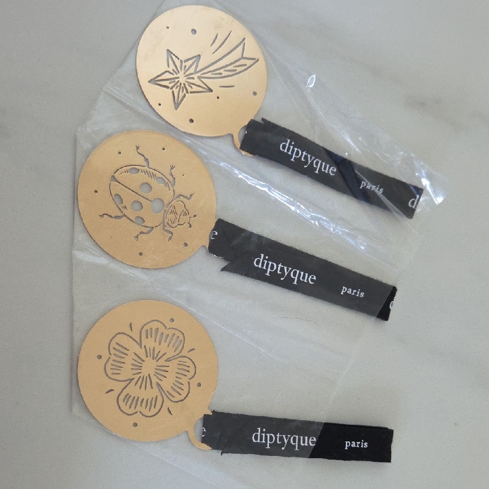 Diptyque Elegant Christmas Paris 2019 Gold Medallions Ornament Trio
